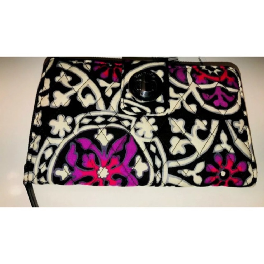 Turn lock Wallet